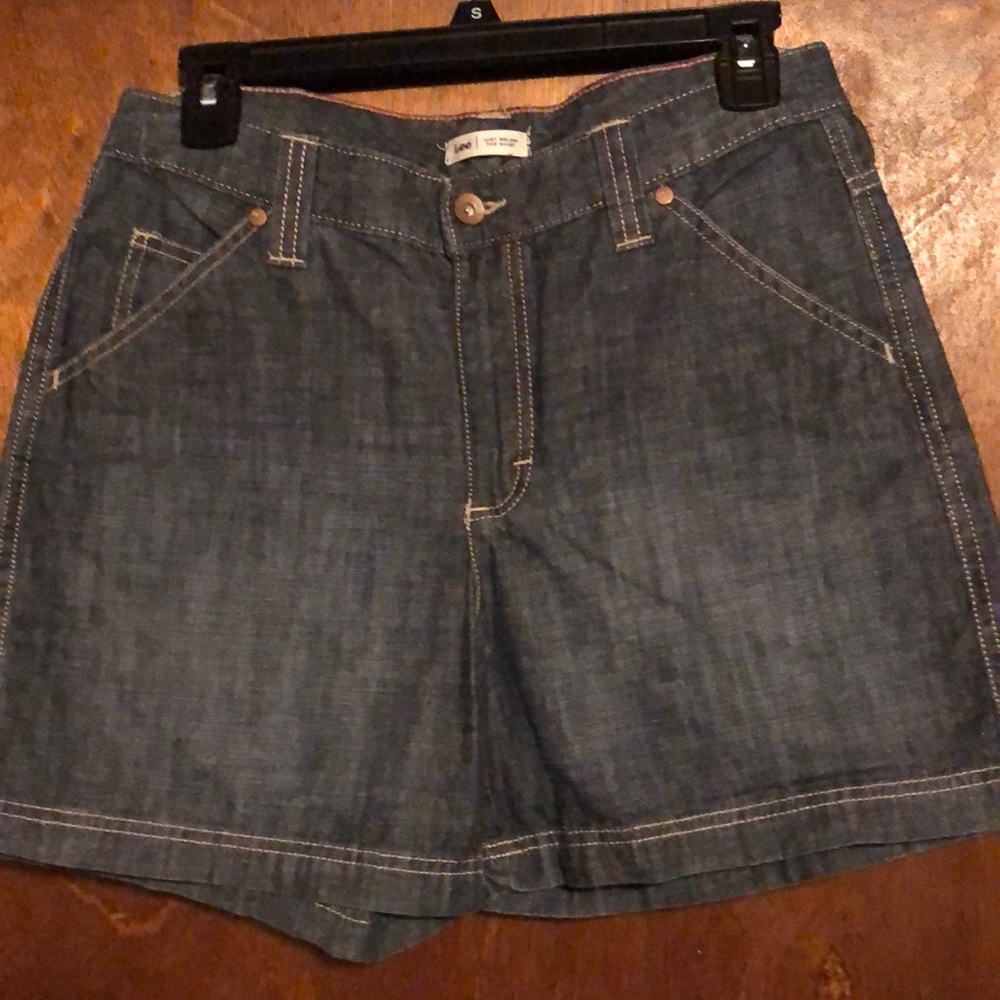 Lee denim shorts sz 8 womens - Picture 2 of 7